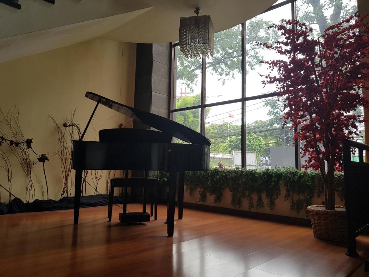 Scarlet Dago Hotel Bandung Kültér fotó